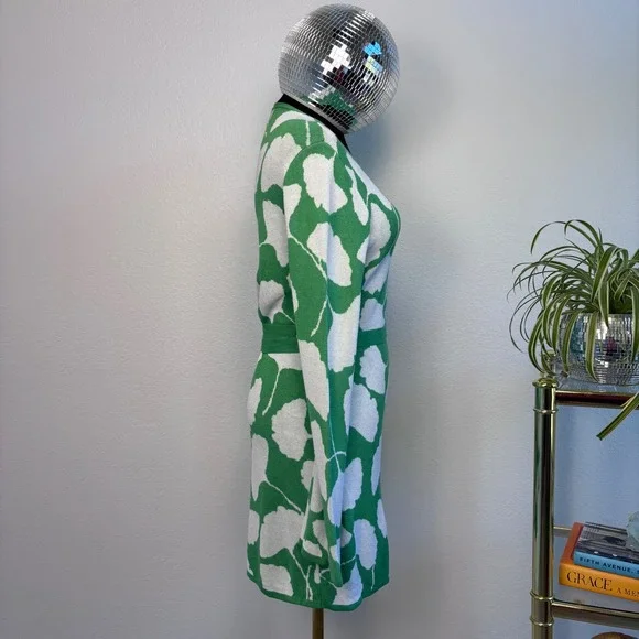 Diane von Furstenberg Target Green Ginkgo Leaf Wrap Sweater Tunic Sz Medium DVF - Picture 3 of 16